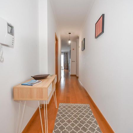 קאניקו Spacious 3 Bedroom By The Beach מראה חיצוני תמונה