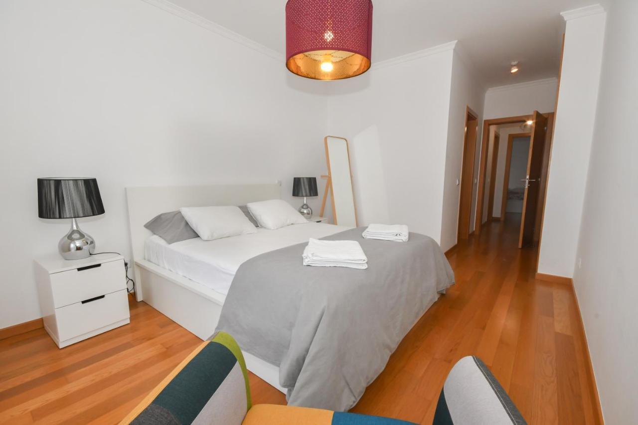 קאניקו Spacious 3 Bedroom By The Beach מראה חיצוני תמונה